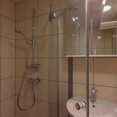 Kueueni 5b Tartu